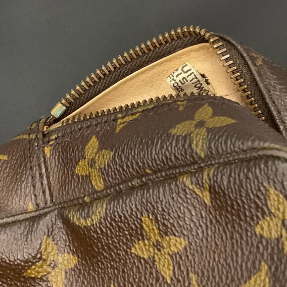 RARE FIND! Vintage LOUIS VUITTON Trousse 23 Toiletry Pouch Clutch Bag - Picture 6 of 9